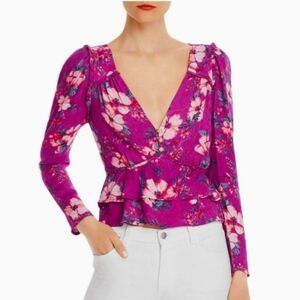 RAHI WOMEN'S FLORAL V-NECK TOP.
